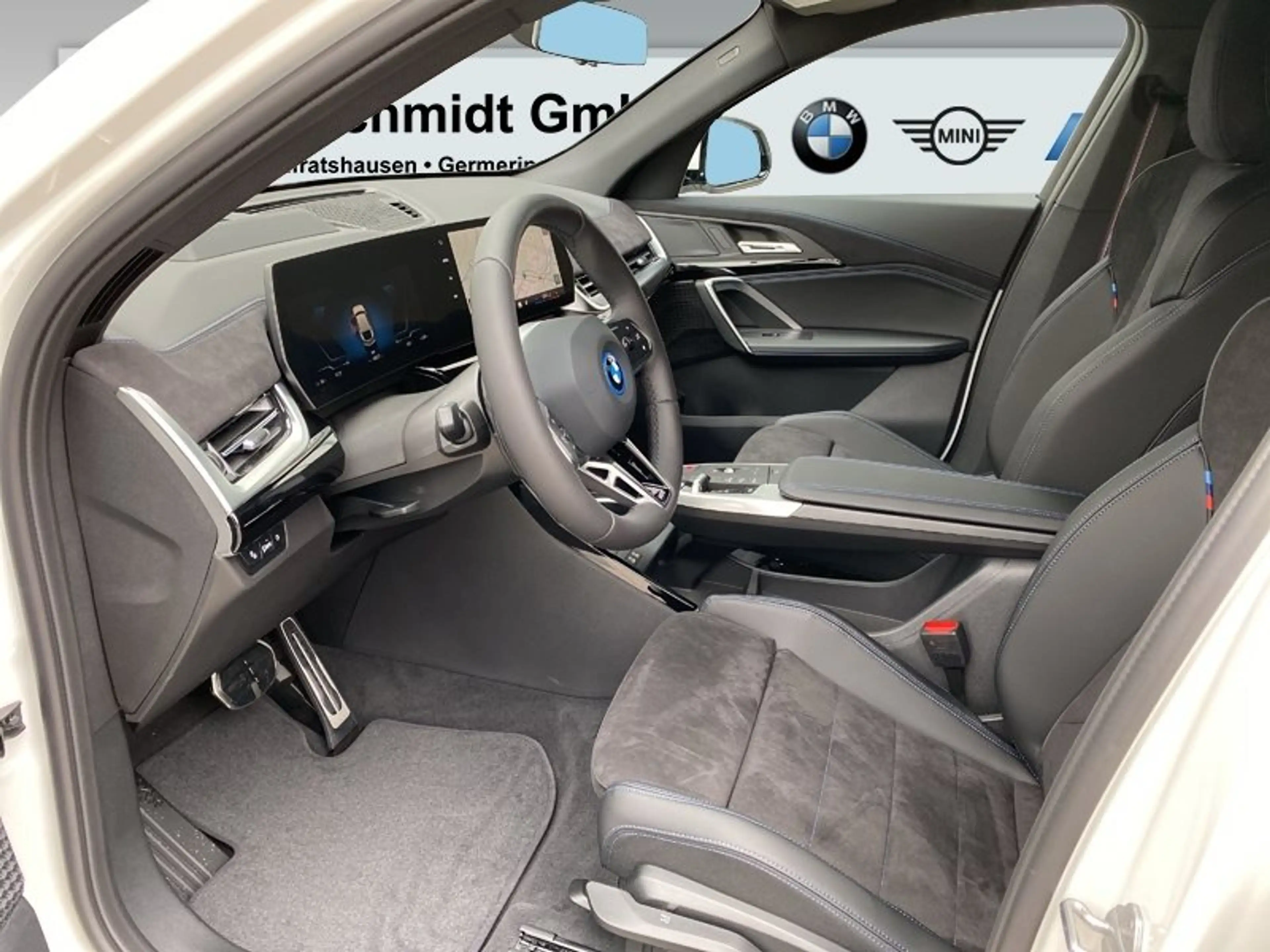 BMW iX2 eDrive20 M Sportpaket Head-Up DAB LED RFK — photo 8