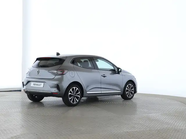 Renault Clio view 7