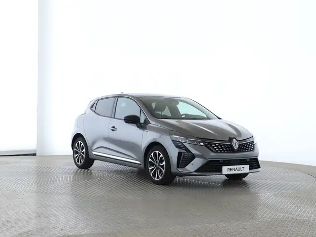 Renault Clio view 9
