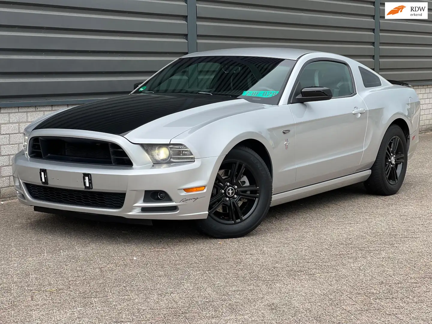 Ford Mustang USA 3.7 V6 AUT Cruise Airco Custom interior!! Gris - 1
