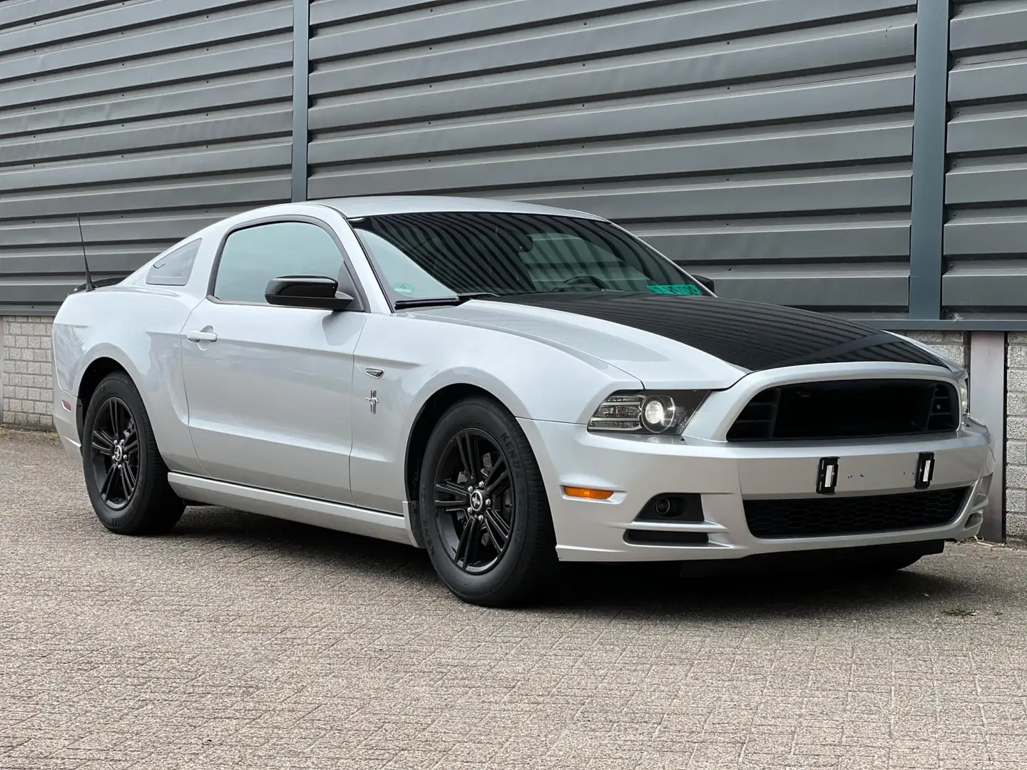 Ford Mustang USA 3.7 V6 AUT Cruise Airco Custom interior!! Gris - 2