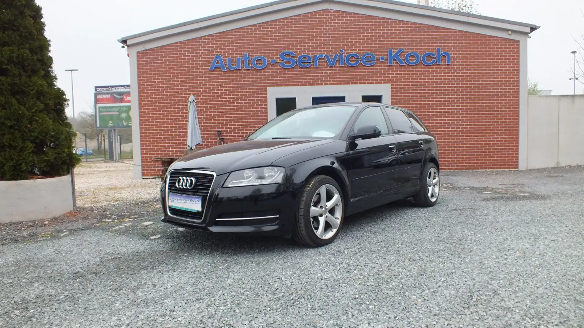 Audi A3 Sportback 2.0 TDI DPF Attraction S-tronic Schwarz - 1