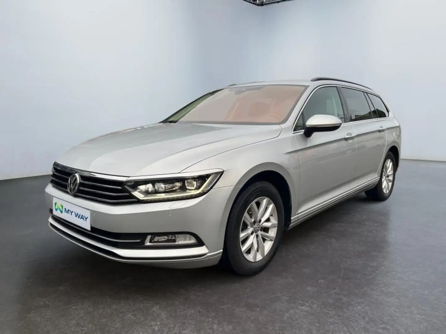 Volkswagen Passat Comfortline Gris - 1