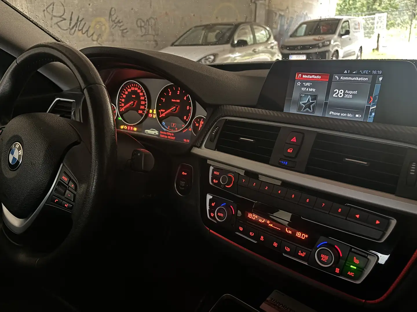 BMW 318 318d Gran Turismo Advantage Aut. - 1