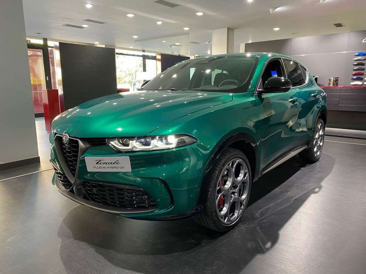 Alfa Romeo Tonale 1.3 280CV PHEV AT6 Speciale PRONTA CONSEGNA
