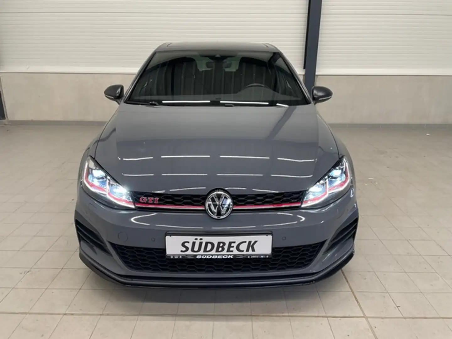 Volkswagen Golf VII Lim. 2.0 TSI GTI TCR Start-Stopp Grau - 2
