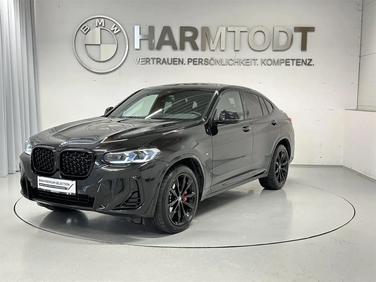 BMW X4 xDrive 30d Schwarz - 1