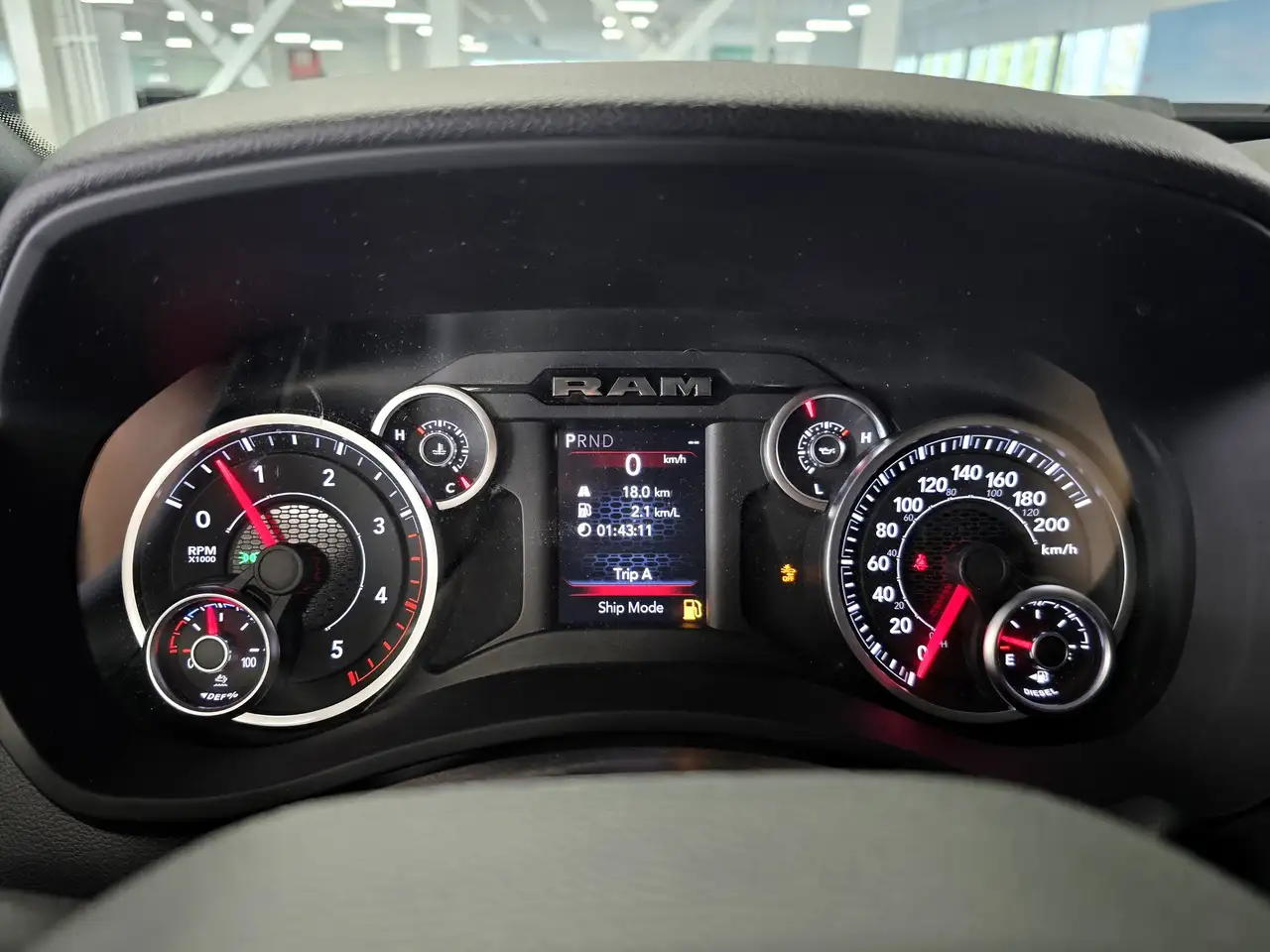 RAM 2500 снимка RAM 2500