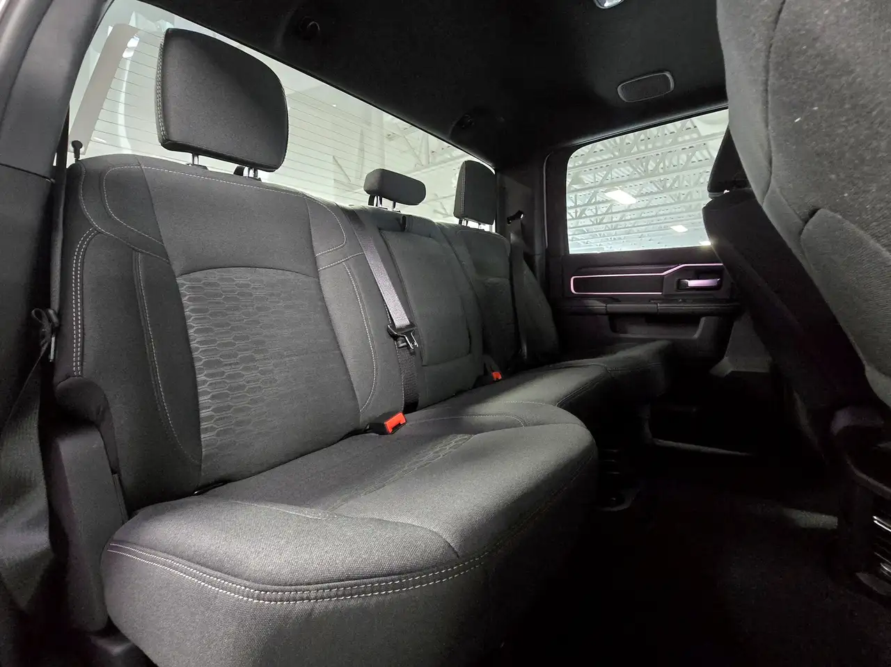 RAM 2500 снимка RAM 2500