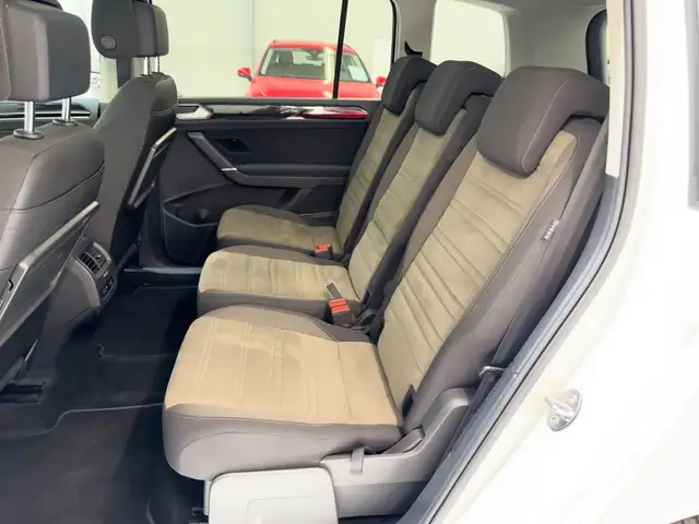 Volkswagen Touran view 15