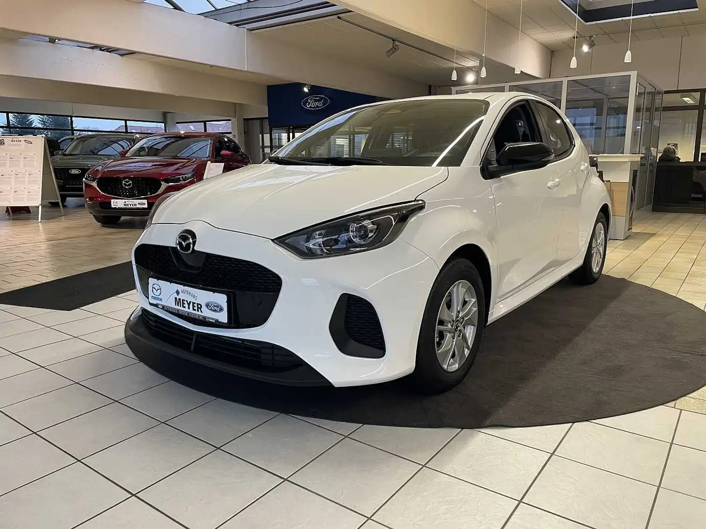 Mazda 2 Hybrid 1.5 VVT-i 116 CVT Centre-Line Fehér - 2
