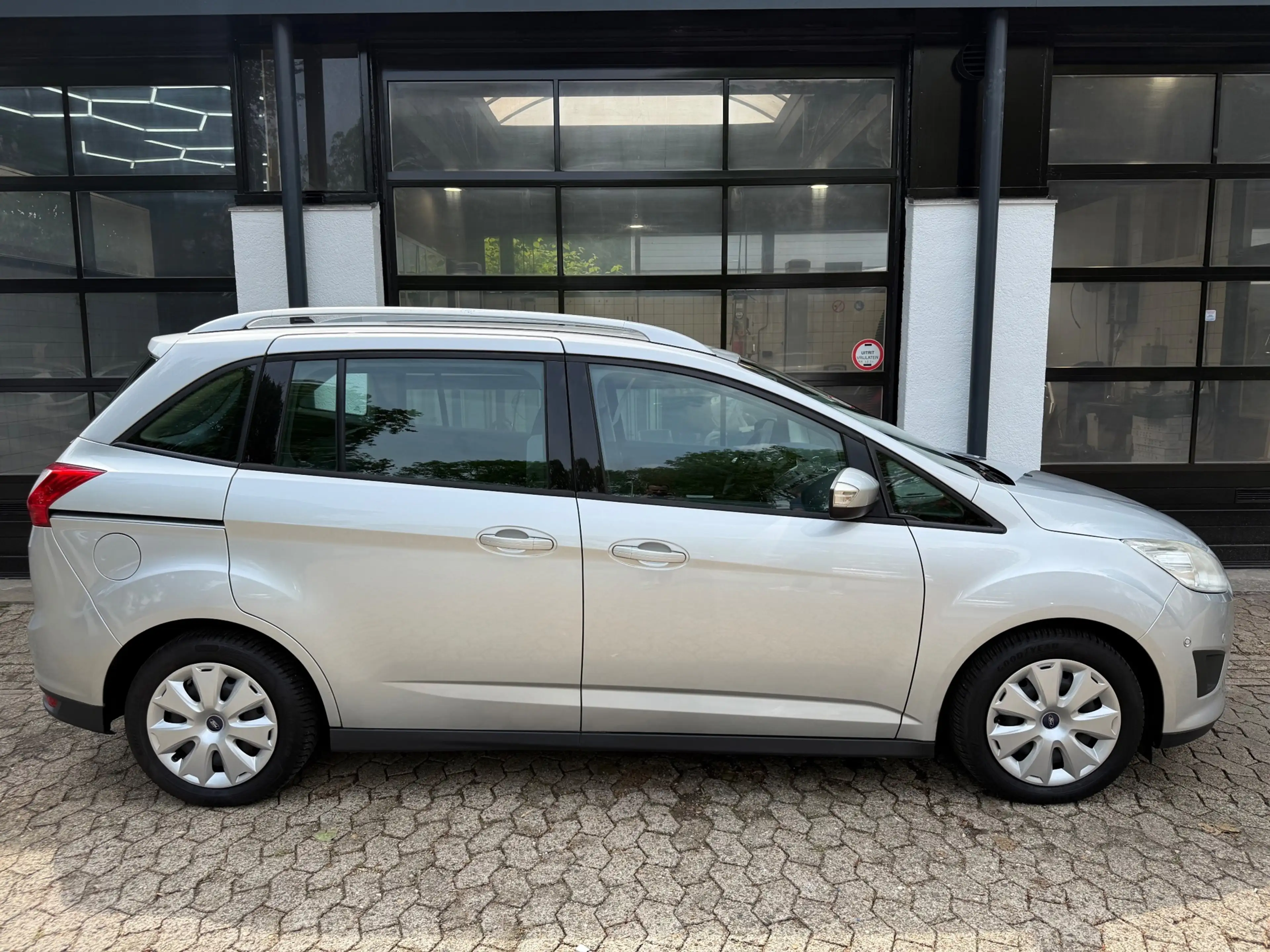 Ford Grand C-Max 1.0 Edition *PDC*Airco*Cruise*Nieuwe Apk*Aanbiedin — photo 7