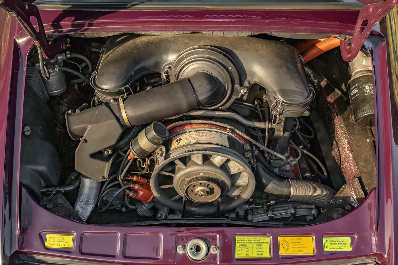 Porsche 911 2.4 TE Targa, foto 5