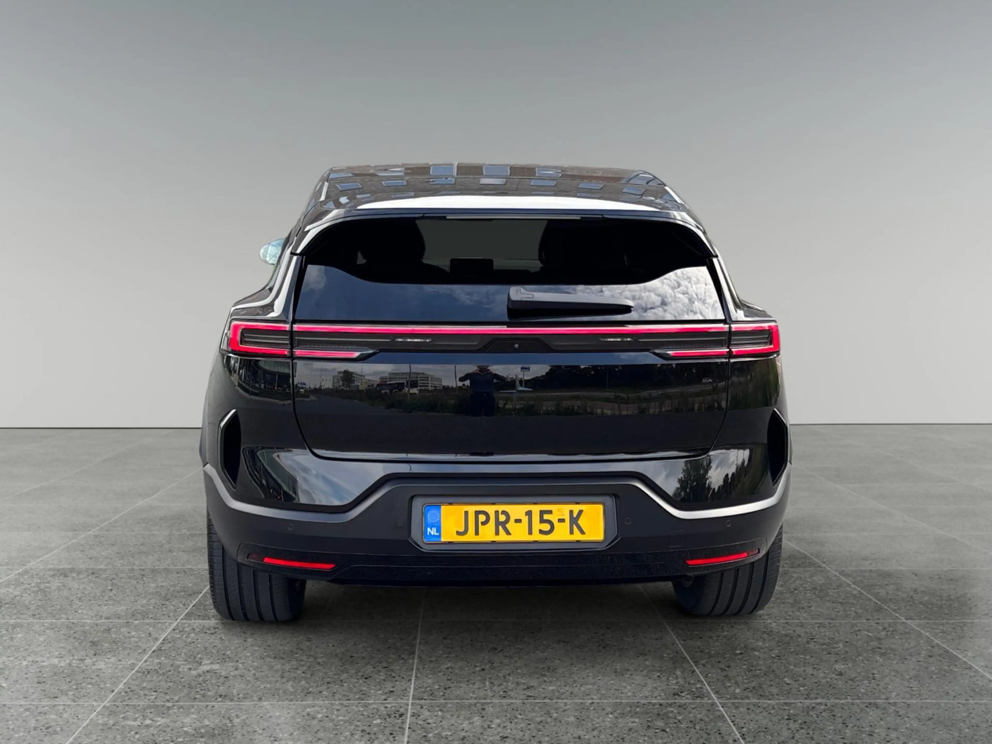 Polestar 3 Long range Dual motor Pilot Plus 111 kWh — photo 4