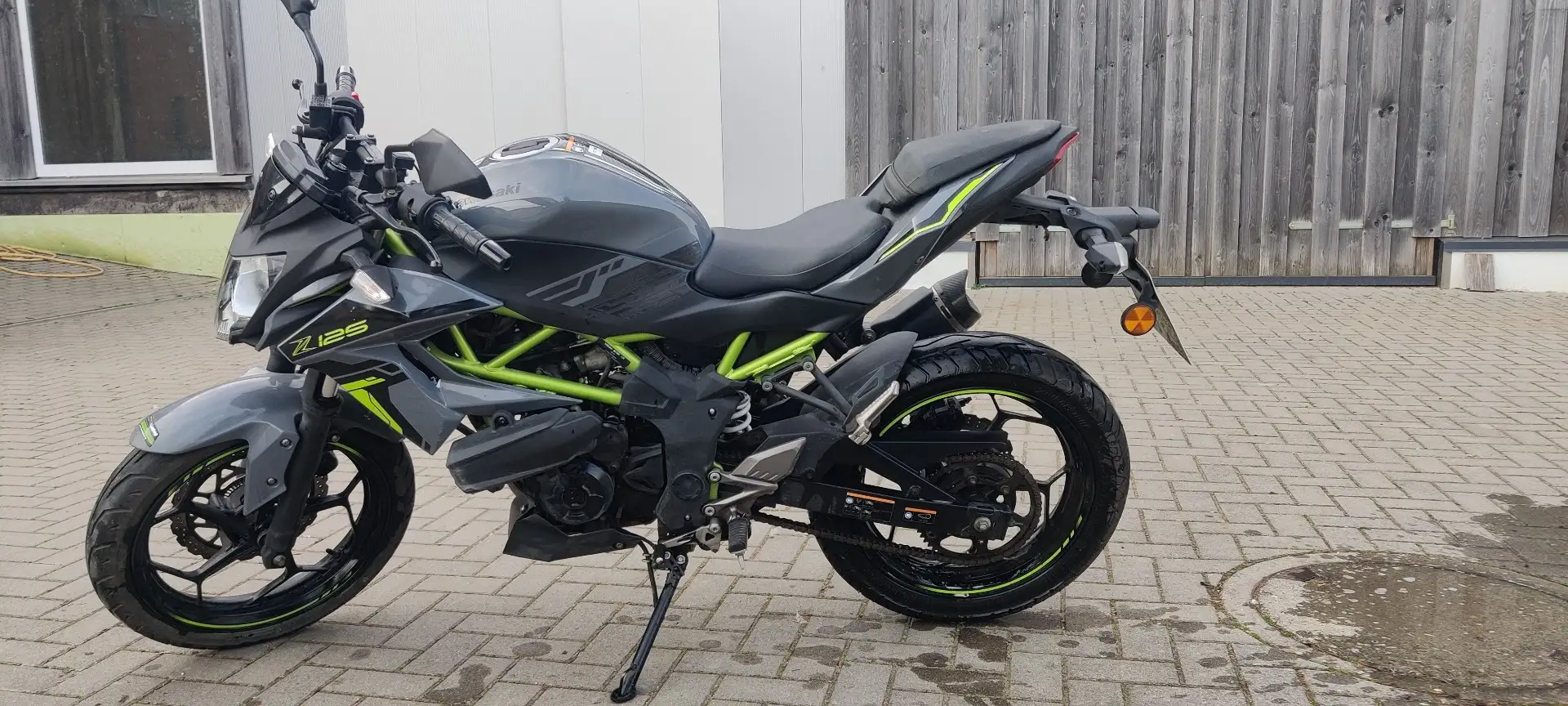 Kawasaki Z 125 Performance 2 Jahre Garantie Gri - 2