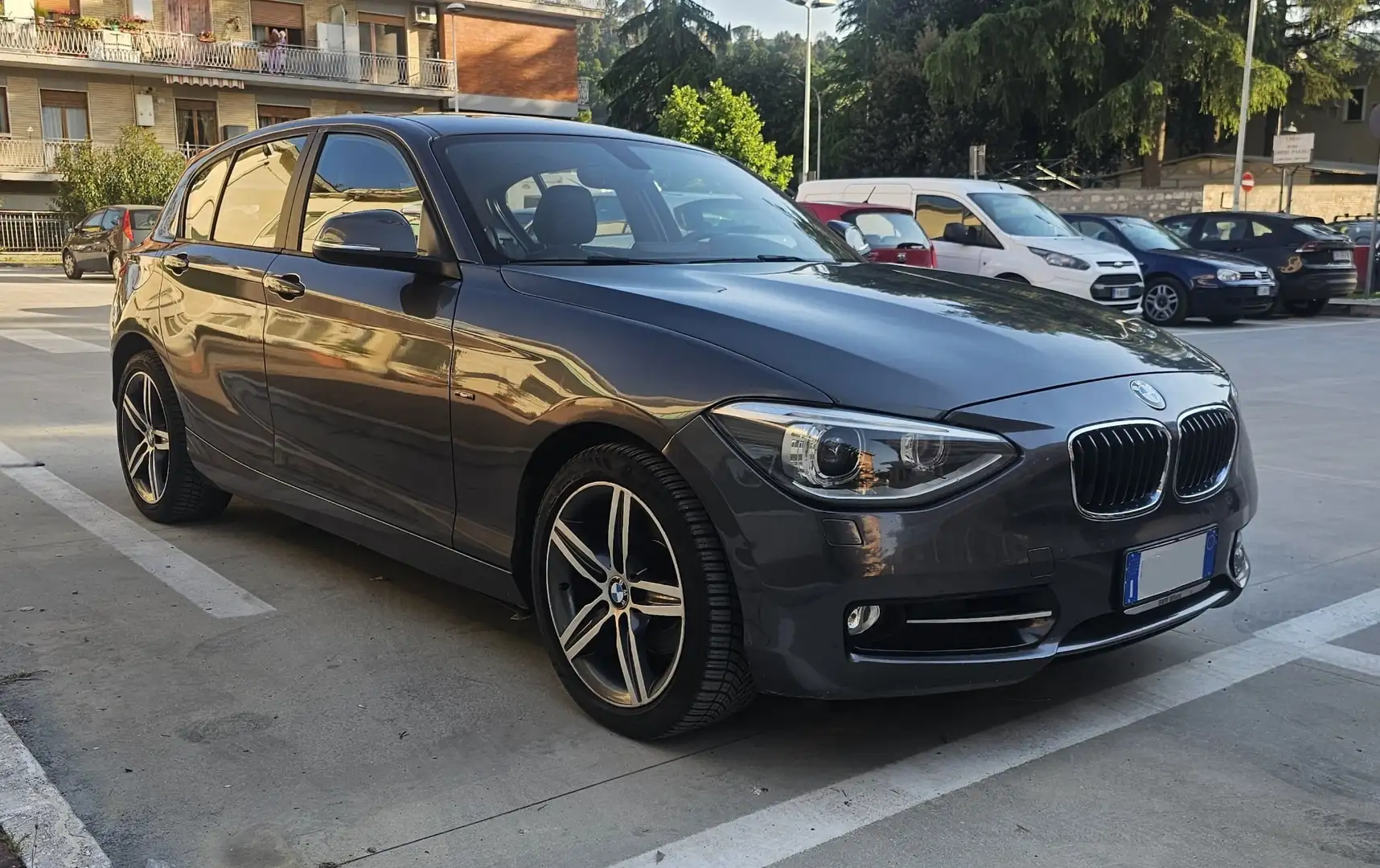 BMW 120 120d 5p Sport Grigio - 2