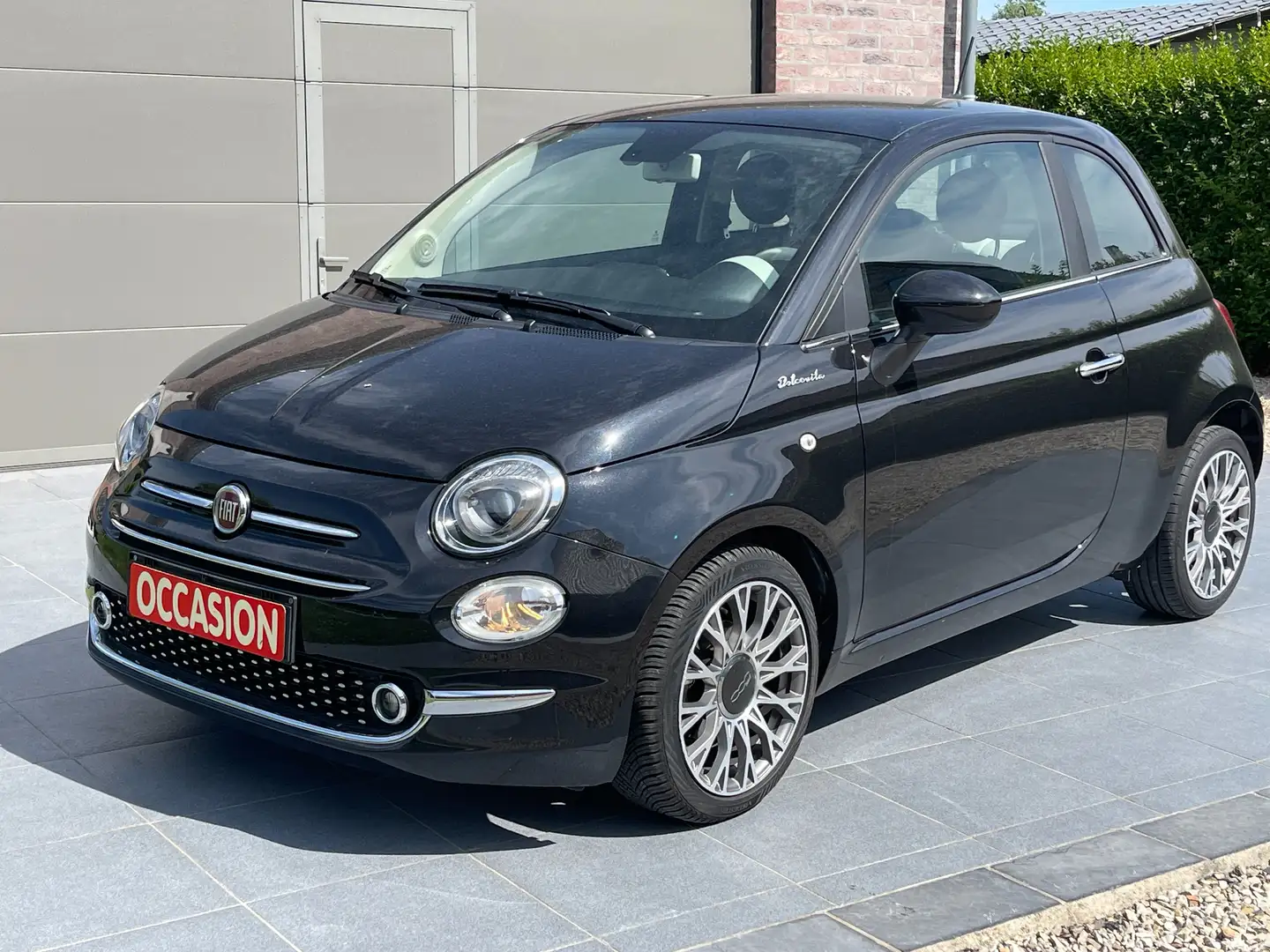 Fiat 500 500 1.0i MHEV Dolcevita (HYBRID) Noir - 1