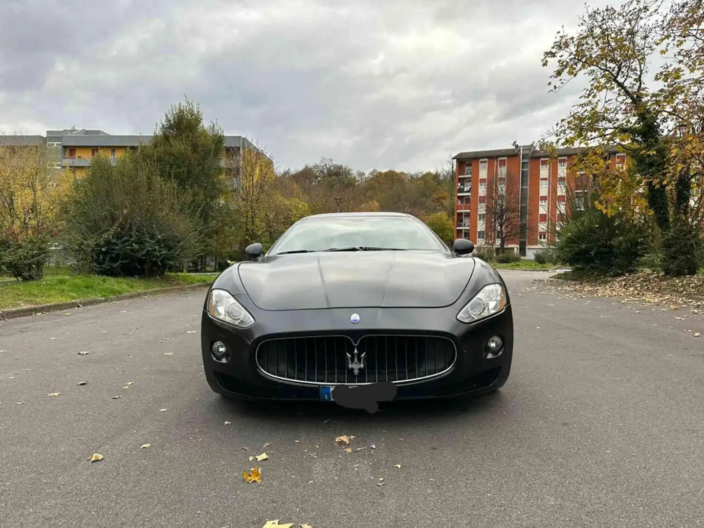 Maserati GranTurismo 4.2 V8 Schwarz - 2