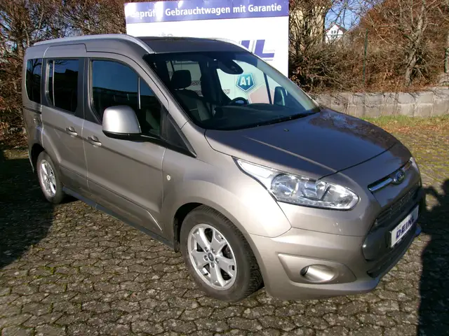 Ford Tourneo Connect Titanium