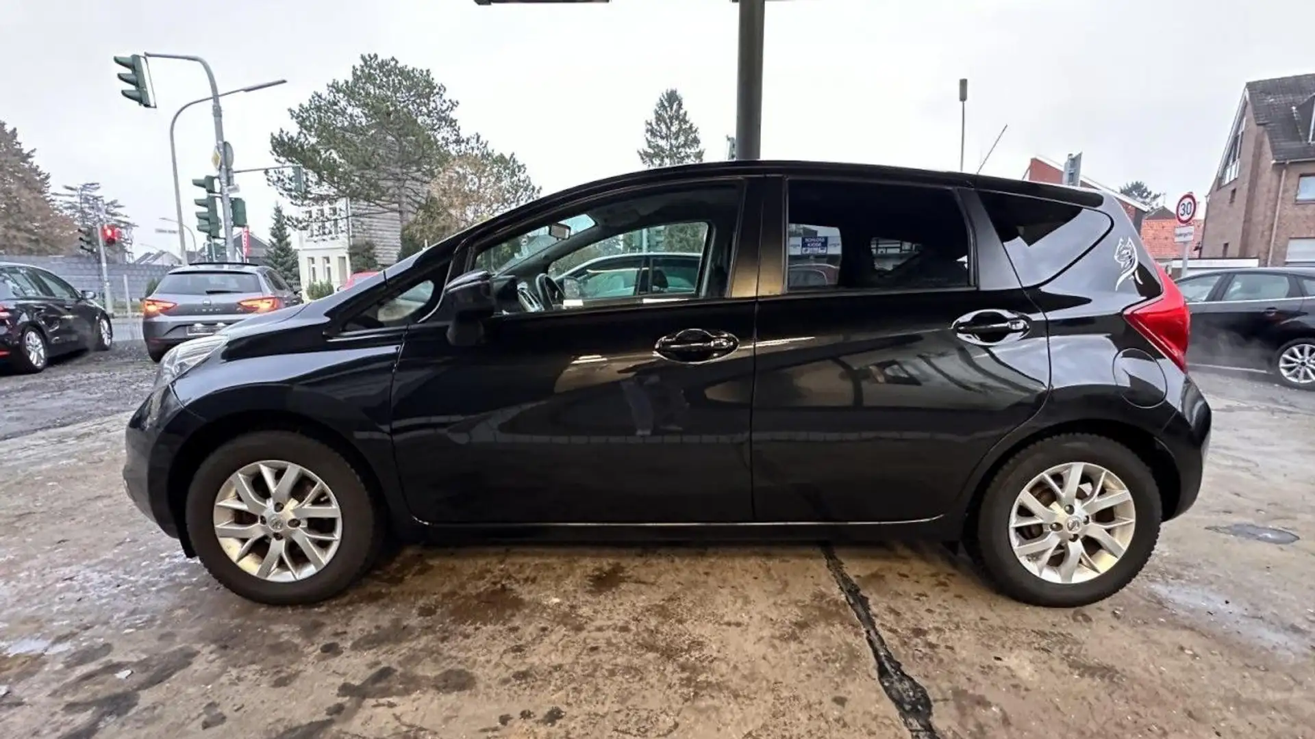Nissan Note Acenta*Klima*Tempo*Alus*Ahk*Tüv-Neu* Klima Schwarz - 2