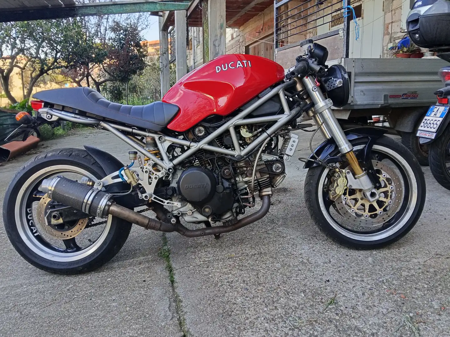 Ducati Monster 800 cafe racer - 2