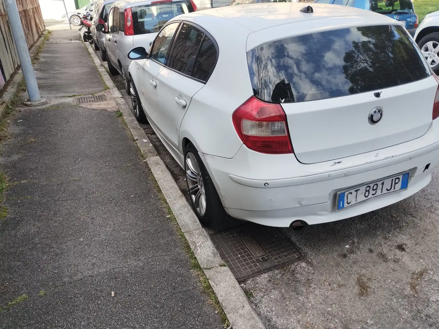 BMW 116 116i Eletta Bianco - 2
