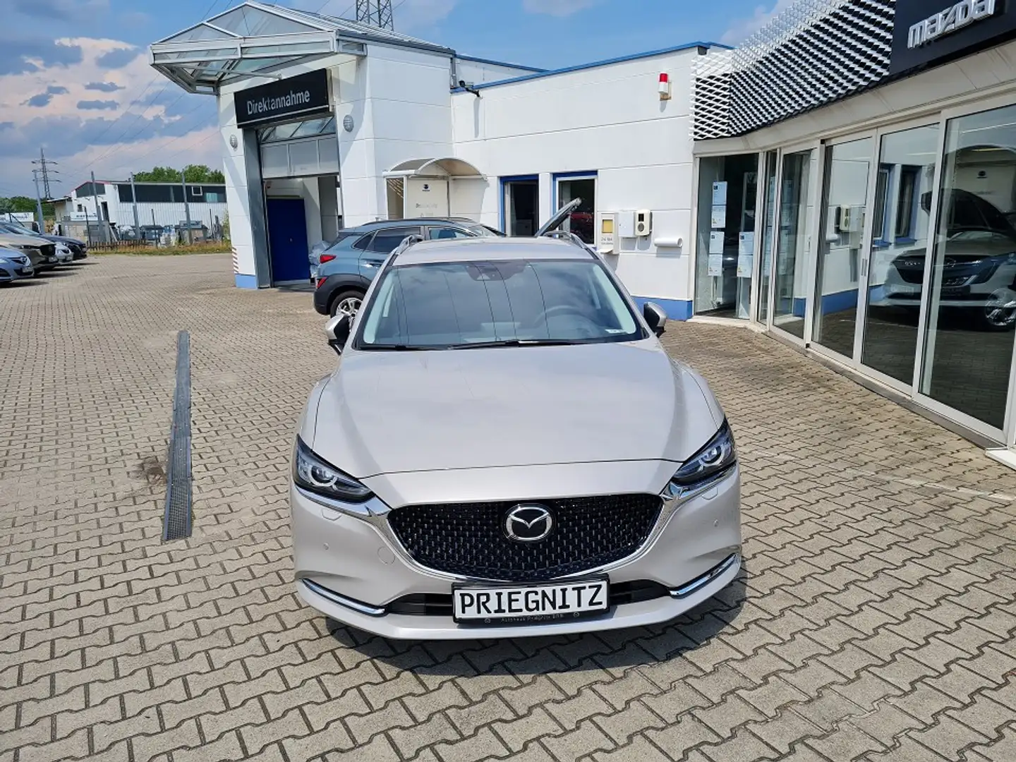 Mazda 6 2.0L SKYACTIV G 165 PS 6AT CENTER-LINE Automatik, bež - 2