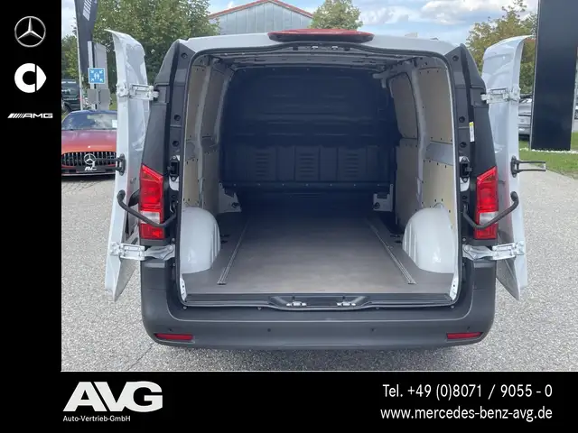 Mercedes-Benz Vito view 7