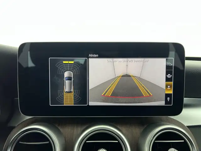 Mercedes-Benz C-Class view 13