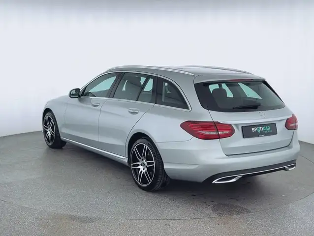 Mercedes-Benz C-Class view 5
