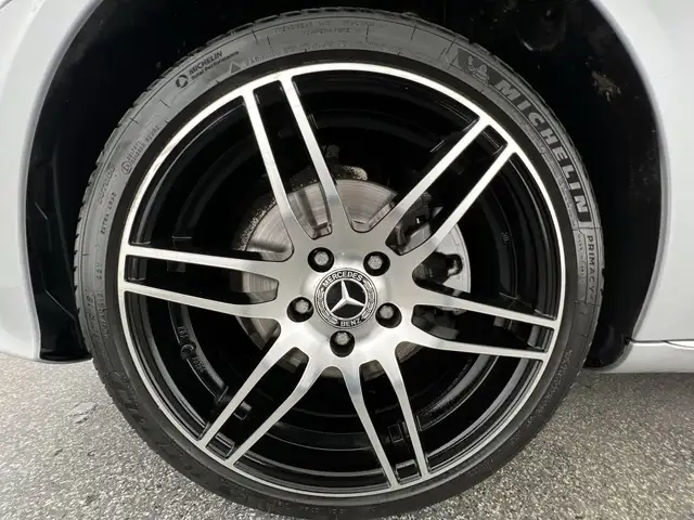 Mercedes-Benz C-Class view 6