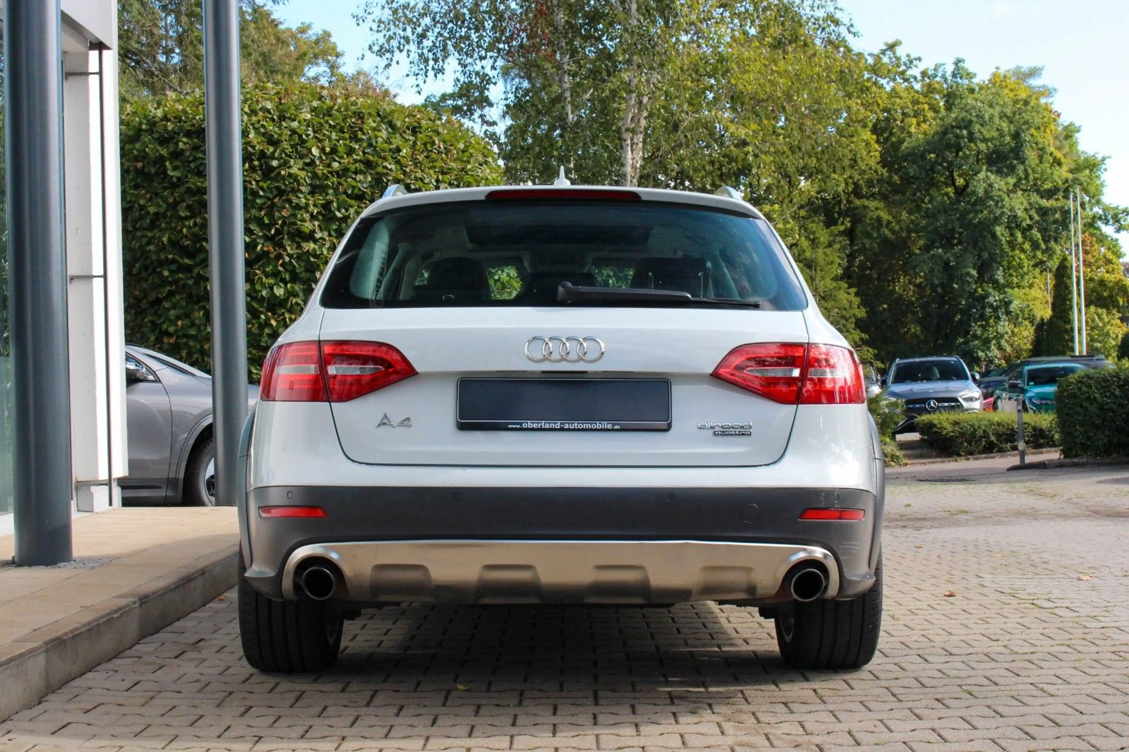 Audi A4 allroad 2.0 / PANO / LED / B&O / MMI PLUS — photo 6