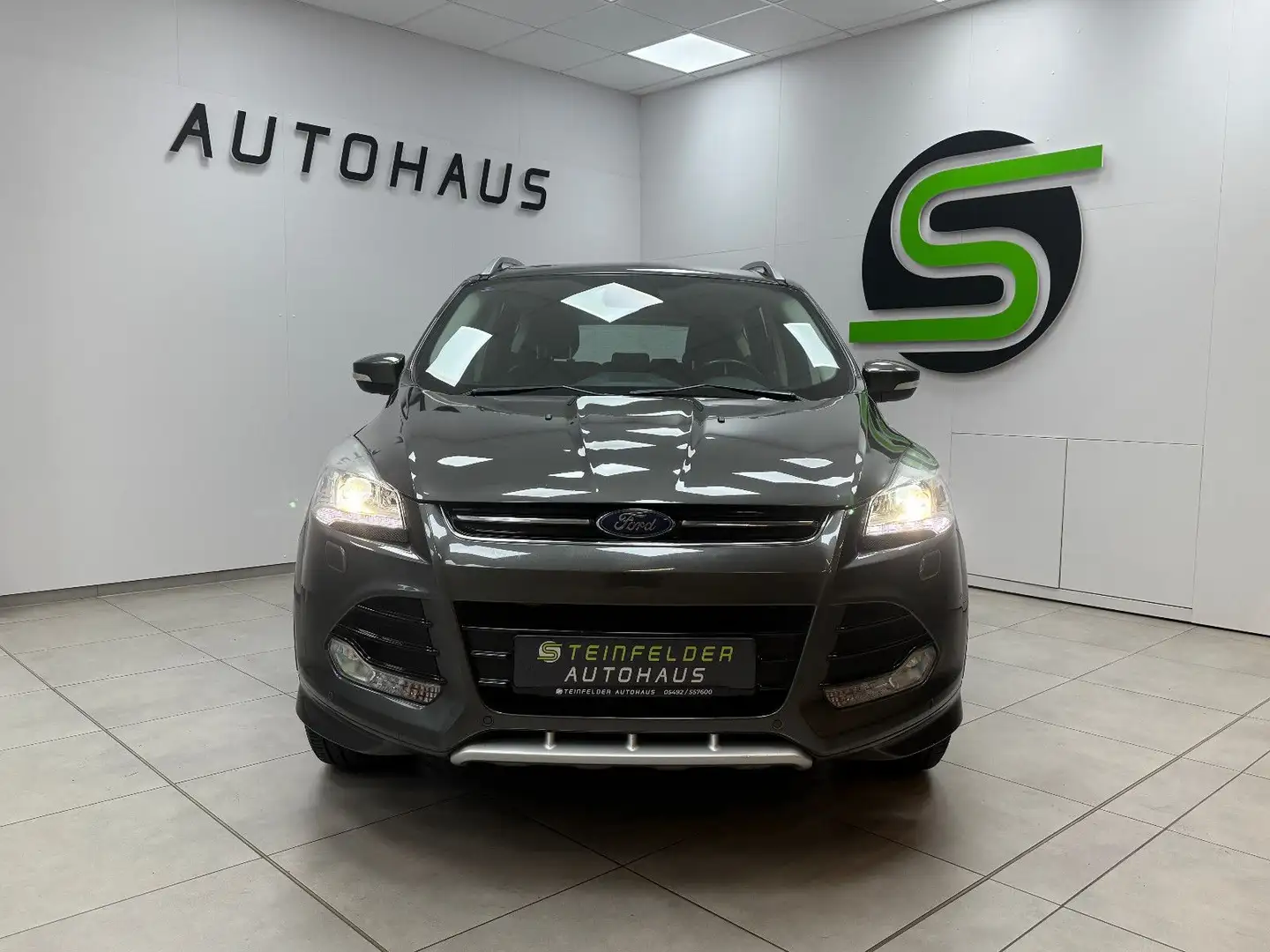 Ford Kuga 1.5 Individual/TEILLEDER/R-KAMERA/AHK/ALU/N Grau - 2