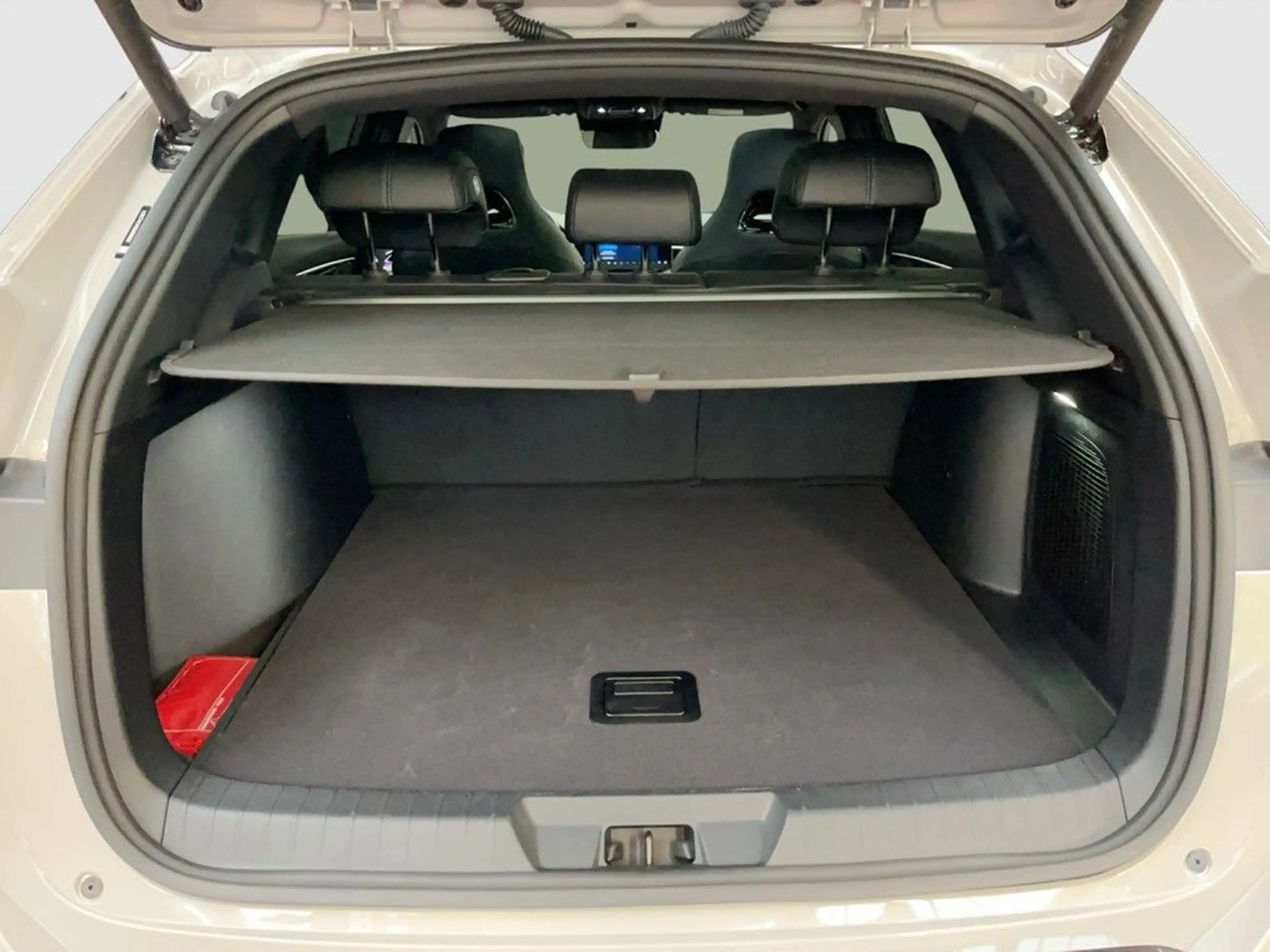 BYD Seal Seal U-DM-i Boost Navi LED Pano — photo 15