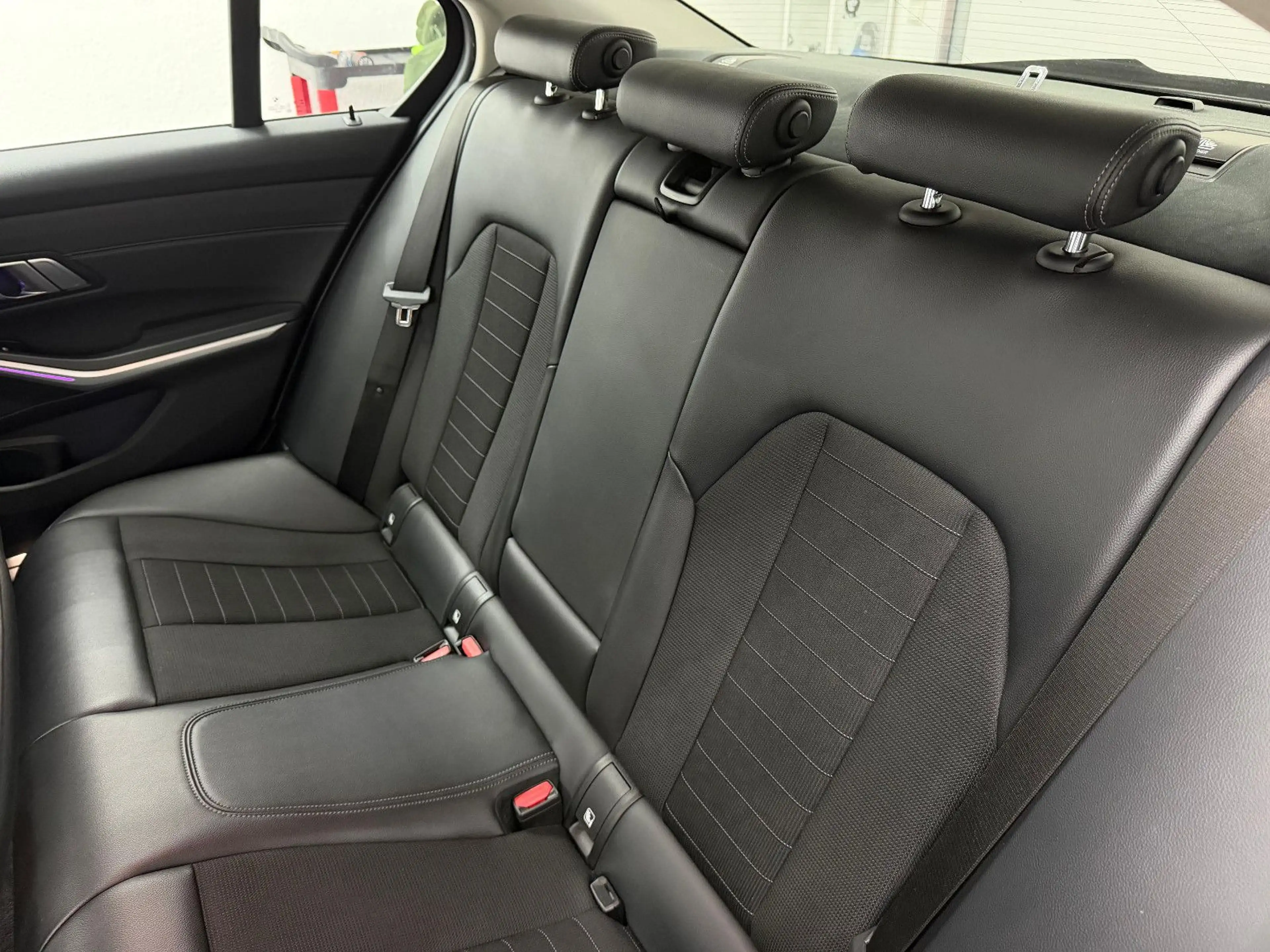 BMW 330 i LIMOUSINE/SPORT/LIVE COC/HiFi/AMBIENTE/H&R — photo 5
