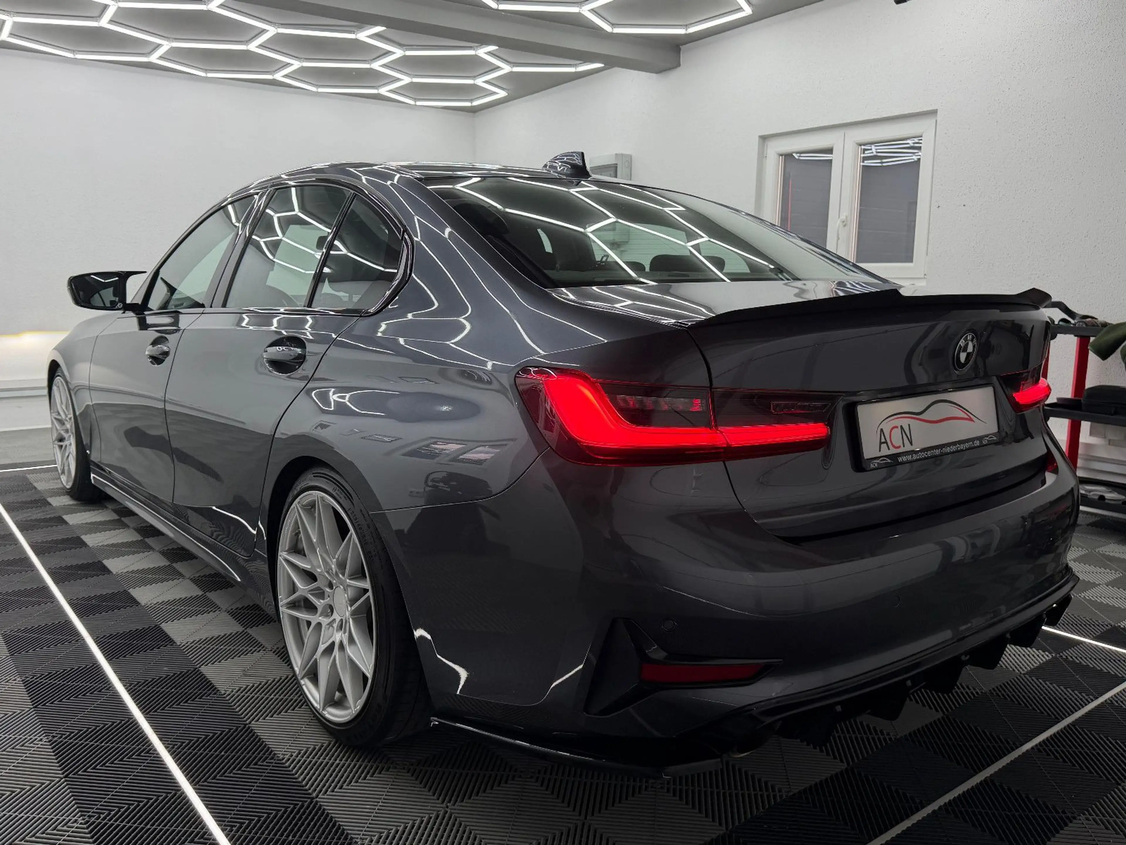BMW 330 i LIMOUSINE/SPORT/LIVE COC/HiFi/AMBIENTE/H&R — photo 9