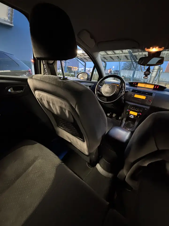 Citroen C4 Berline — photo 14