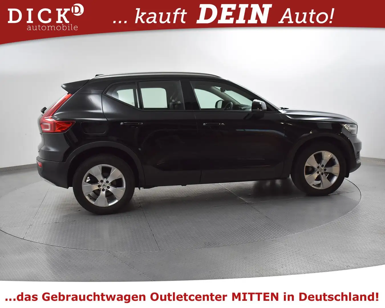 Volvo XC40 Aut Momen Pro NAVI+VIRTU+LED+KAMER+TEMP+18 Schwarz - 2