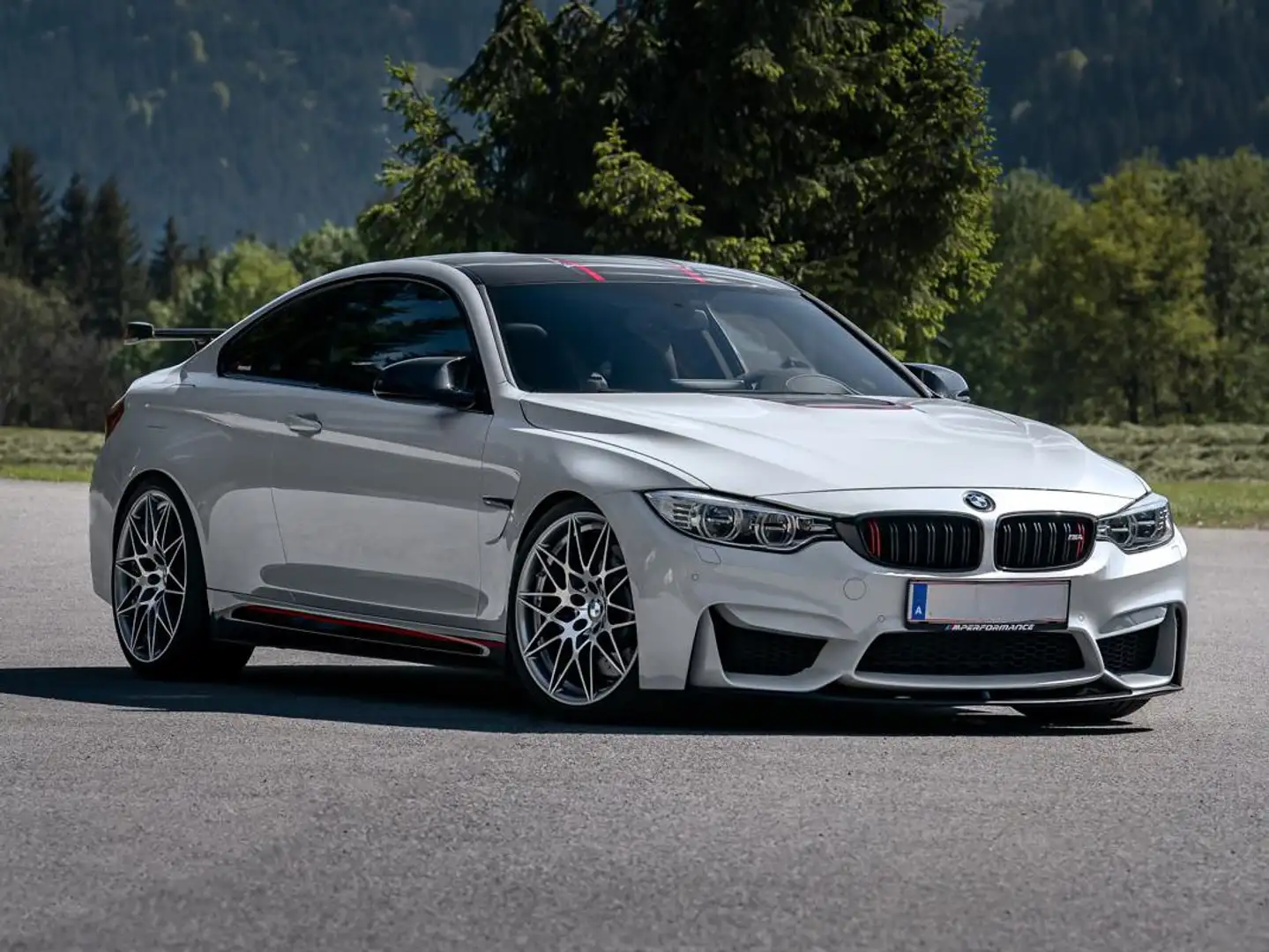 BMW M4 DKG | Crank Hub Fix | Mineralweiß metallic Bílá - 1
