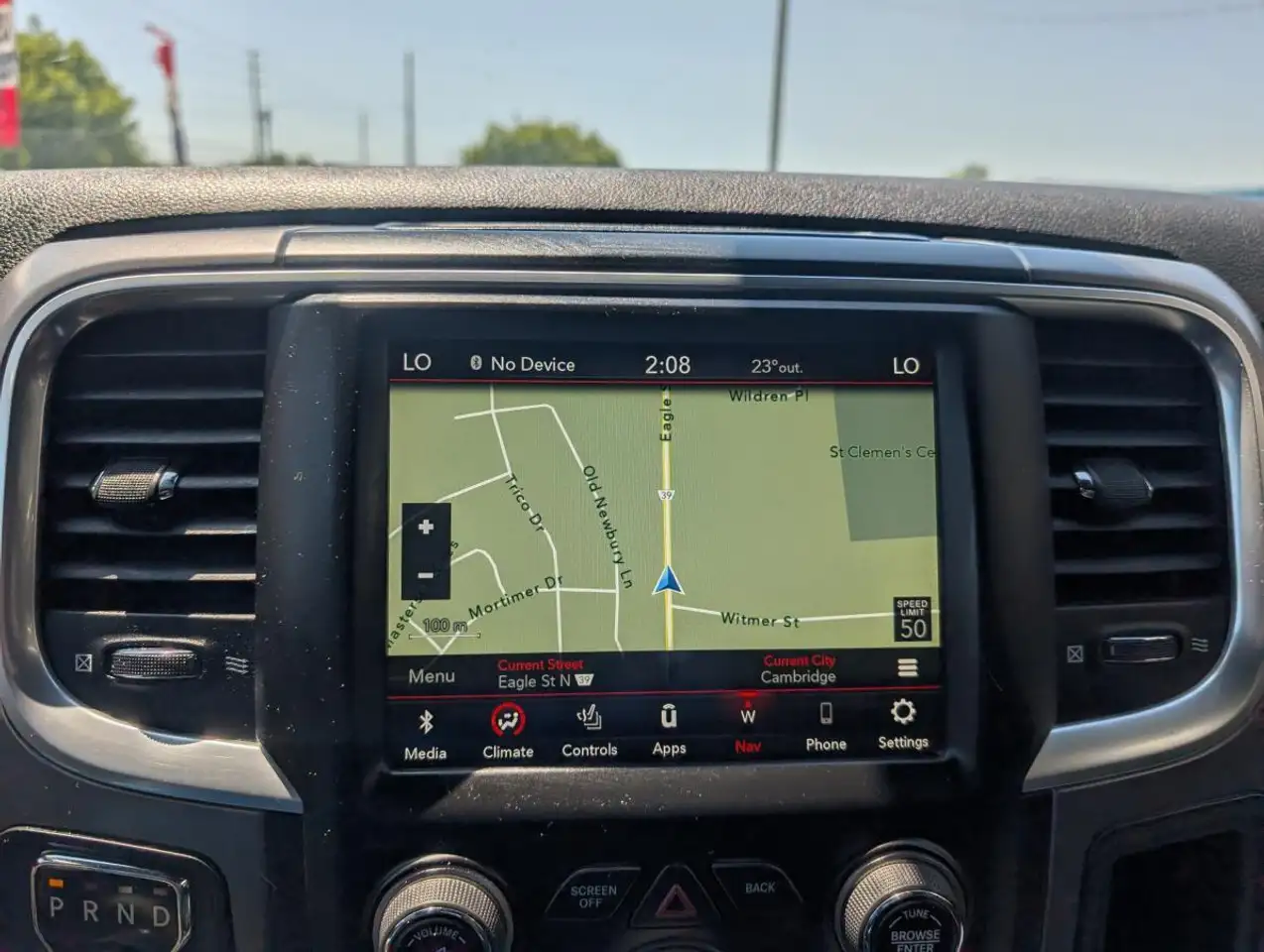 RAM 1500 снимка RAM 1500