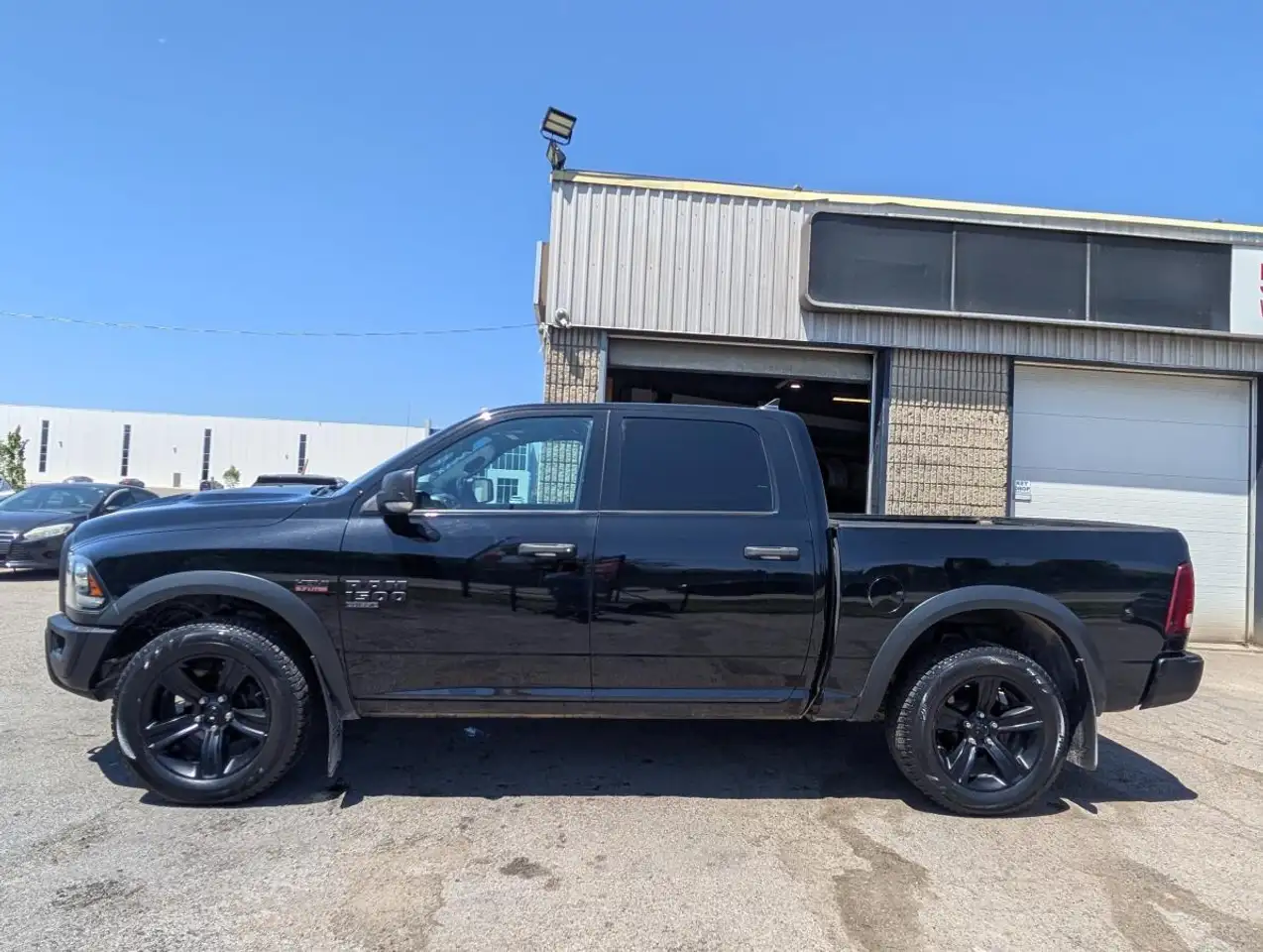 RAM 1500 снимка RAM 1500
