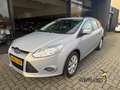 Ford Focus Wagon 1.0 EcoBoost Trend Grijs - thumbnail 2