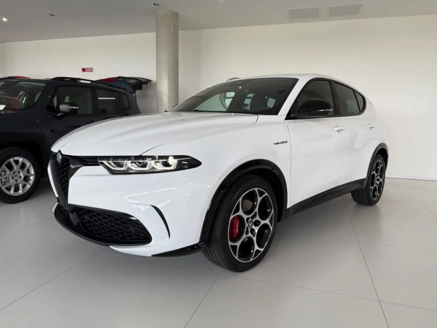 Alfa Romeo Tonale 1.5 160cv MHEV MY'25 TCT7 Veloce Km.Zero Wit - 1