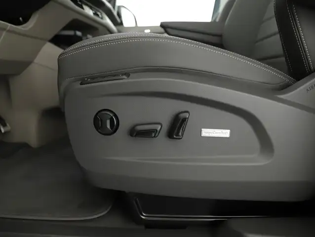 Volkswagen T7 Multivan VW T7 Multivan Style eHybrid 180 kW 4MOTION Ansicht 17