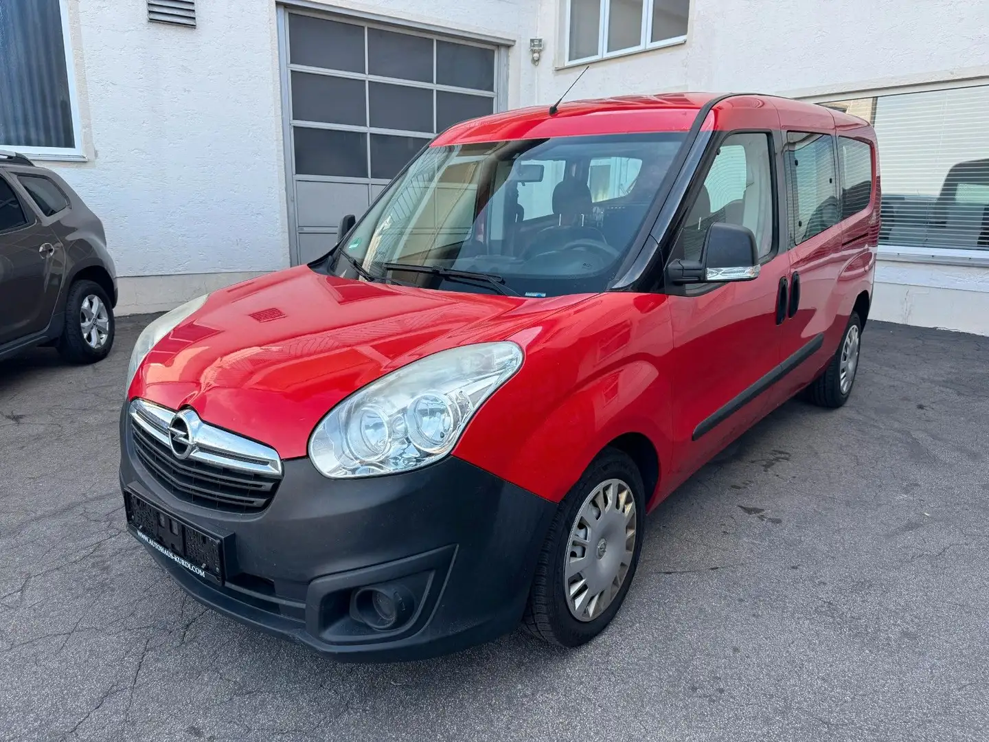 Opel Combo D Selection L2H1 KLIMA BT TÜRE-BEIDSEITIG Rouge - 1