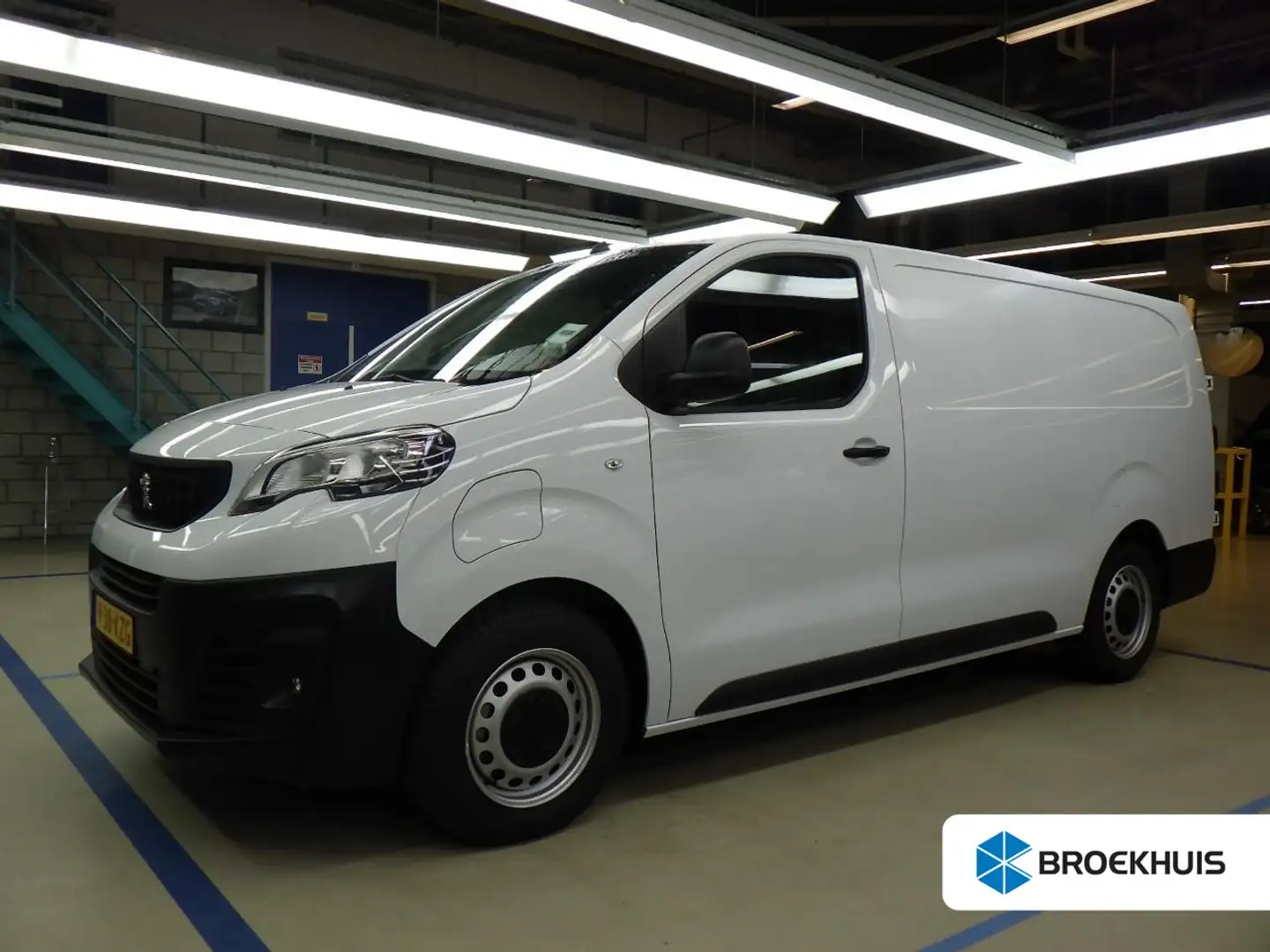 Peugeot e-Expert Long Asphalt 75 kWh | Navigatie | 3-Zits | Automaa Blanc - 1