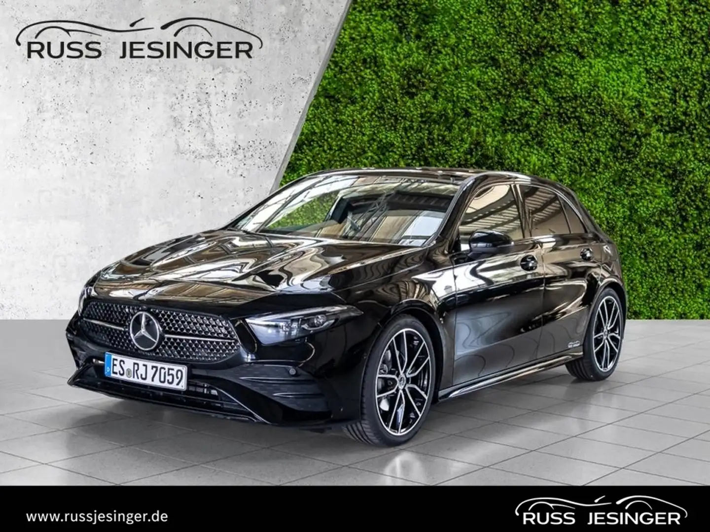 Mercedes-Benz A 200 Special Edition AMG *AHK*Cam*Pano*MBUX*Nav Noir - 1