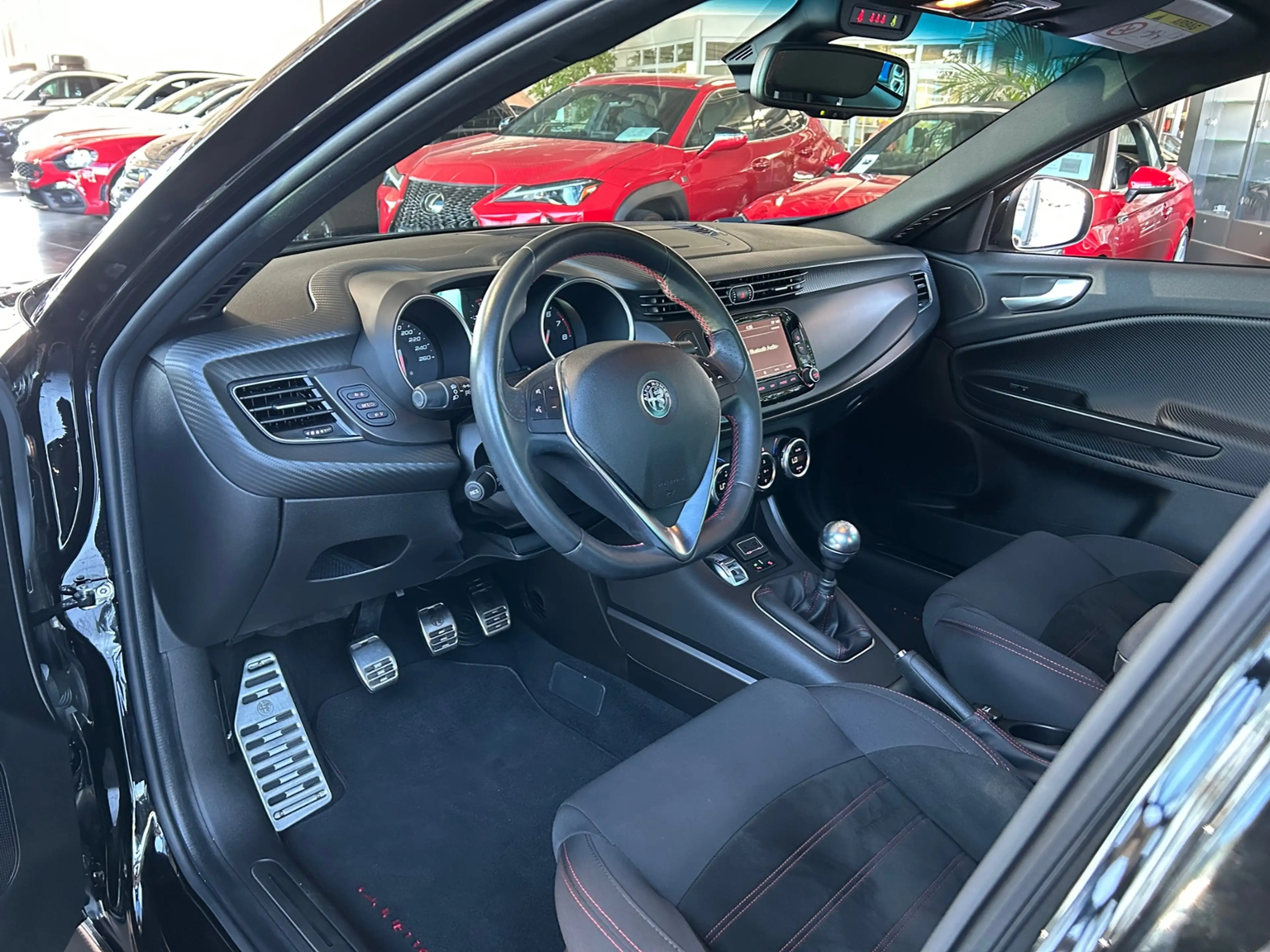 Alfa Romeo Giulietta Sprint KLIMA NAV SHZ PDC — photo 9