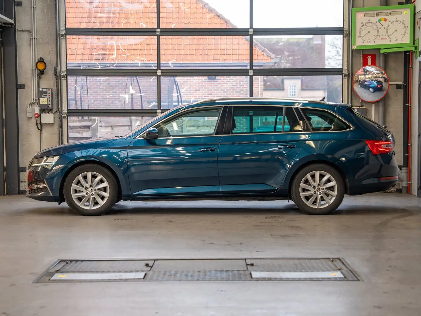 Skoda Superb Break iV 1.4 Hybride Ambition DSG Blauw - 2