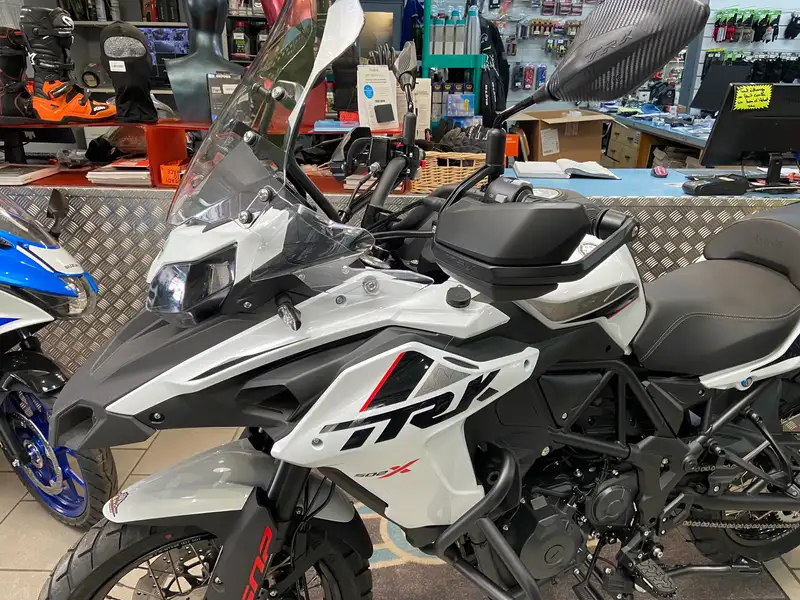 Benelli TRK 502 - foto 4